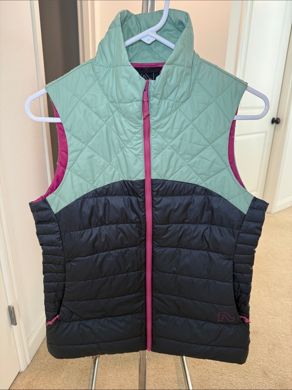 NWOT Flylow Women’s 600 Fill Down Puffer Vest Green Pink Size S